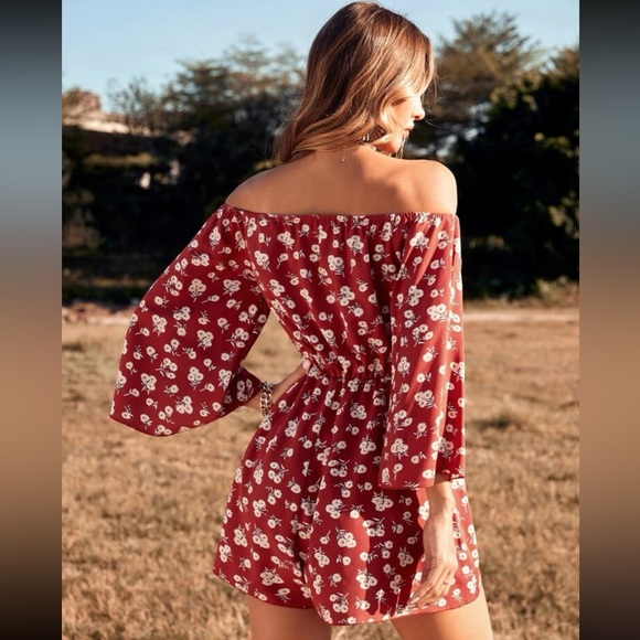Boho Red Floral Romper - Picture 3 of 5